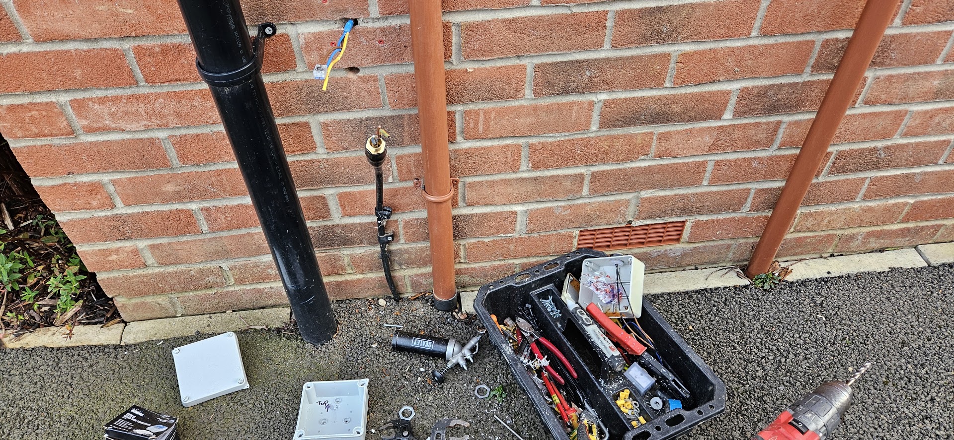 WomaG Ltd electrician — Photos 9